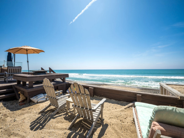Oceanfront Retreat in Capo Beach - Luxurious 4-Bedroom Getaway